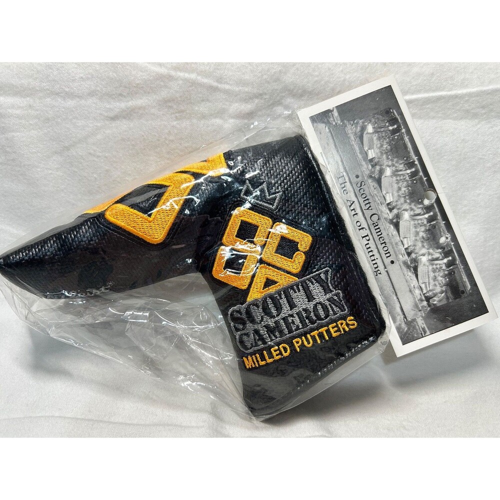 Titleist Scotty Cameron 2011 Club Cameron Putter Headcover Blade Head Cover